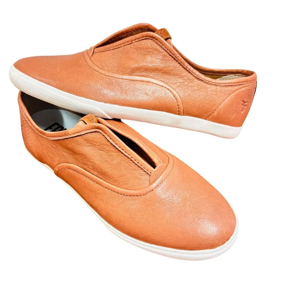 NWT Frye Ivy Slip On Cognac Leather Sneakers Womens 8M Tan Low Top 3479191-COG